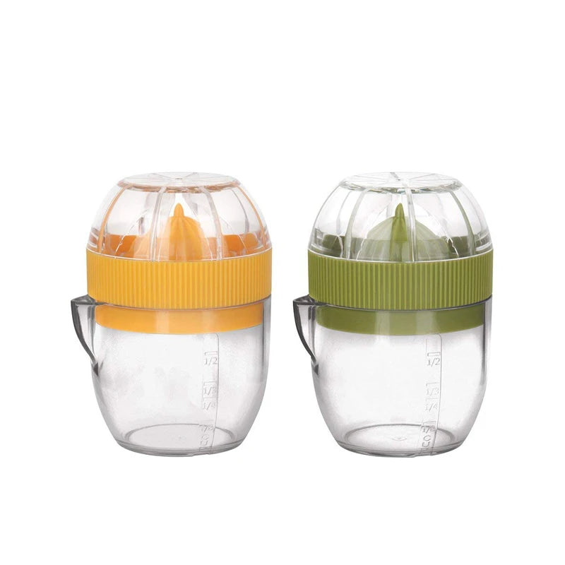 2-in -1 Manual Juicer  Lemon Squeezer With Lid Plastic Manual Lemon Juicer Orange Press Cup Citrus Squeezer with Pour Spout Fruit Tools