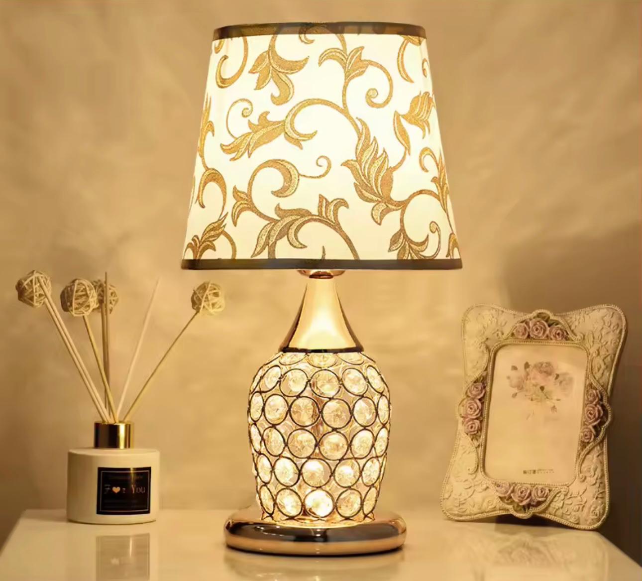 European-Style Crystal Table Lamp